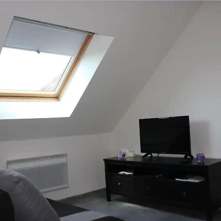 Ferienwohnung Chez Nous -Parking Gratuit Et Wifi A Vierzon Exterior foto