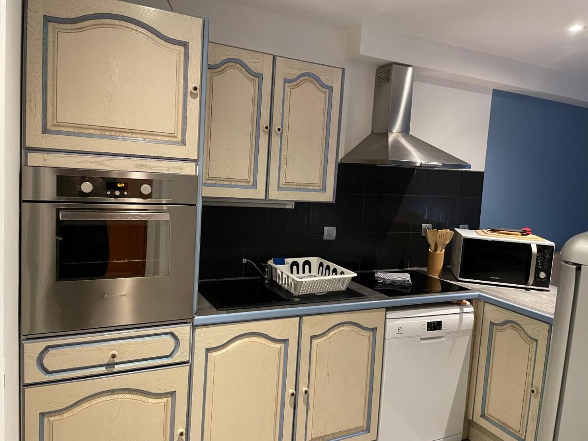Ferienwohnung Chez Nous -Parking Gratuit Et Wifi A Vierzon Exterior foto